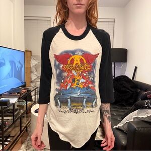 Vintage 1980s Aerosmith Raglan tee S